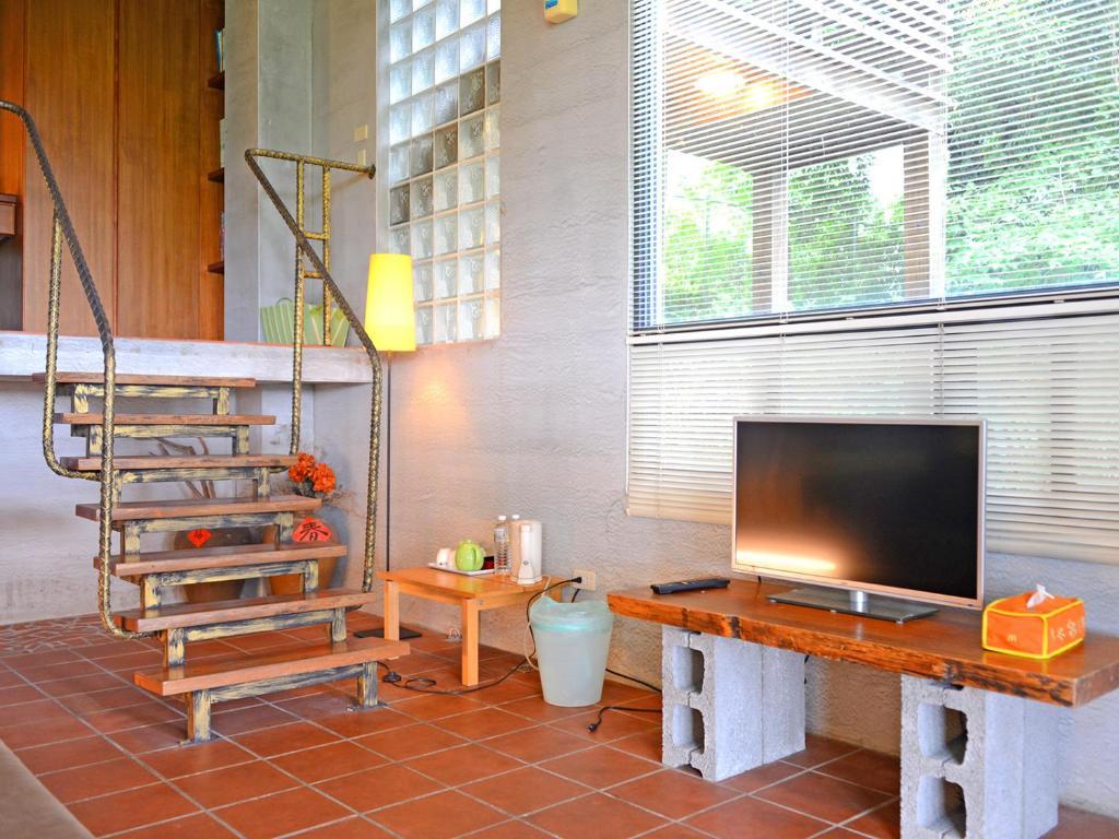 Nantou Puli Sunrise Villa Homestay B&B ภายนอก รูปภาพ